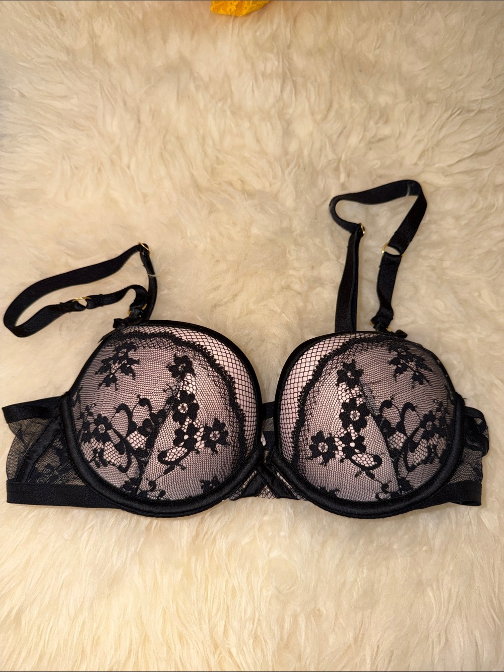 Victoria's Secret Lace Push-Up Bra - Black & Pink